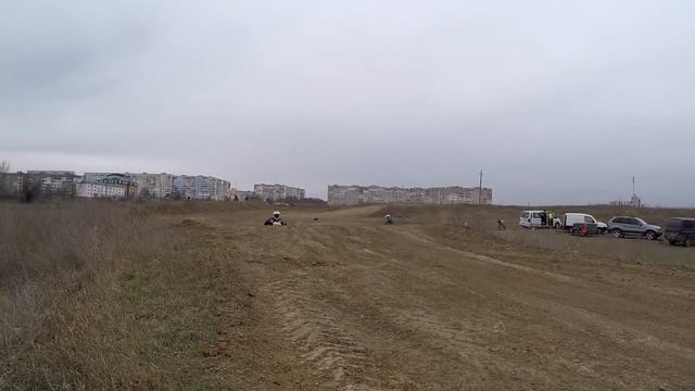 Мотокросс vs Квадрокросс / Тренировка в Теплодаре смотреть онлайн