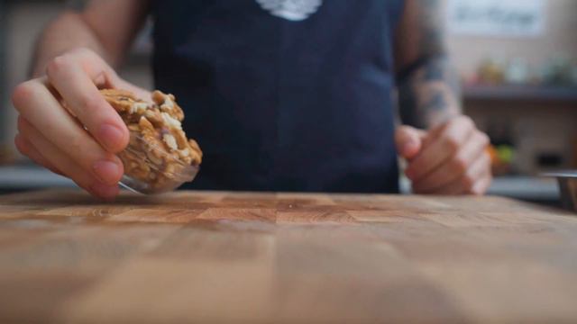 Бързо, Свежо, Вкусно - Сезонна салата с червено зеле смотреть онлайн