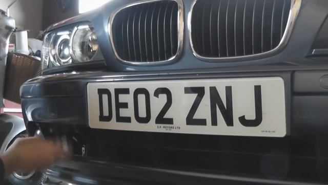 BMW E39 5-Series Fog Light Replacement DIY смотреть онлайн