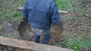 копка колодца без колец начало шахты весь процесс