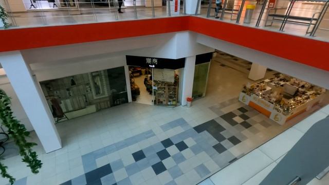 ТЦ Комсомолл г Красноярск июнь 2022г смотреть онлайн