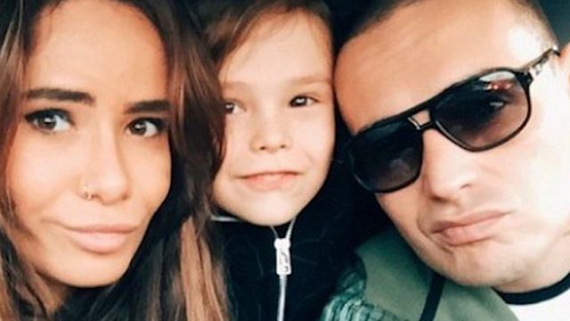 «Мне сейчас очень тяжело»: Айза Анохина обратилась к поклонникам смотреть онлайн