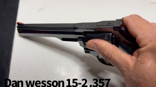 Dan Wesson Model 15-2 Target .357 Mag/38spl with a 6 in Barrel and High luster blue #357 #revolver смотреть онлайн