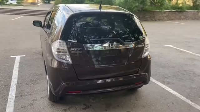 Honda Fit гибрид 2011 смотреть онлайн