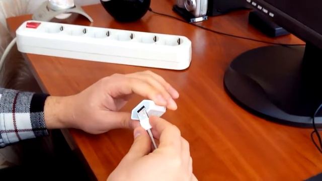 зарядка к телефону, плееру. смотреть онлайн