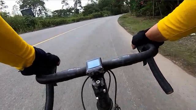 A PUERTO QUITO EN BICICLETA¡¡ rodando desde Quito a Puerto Quito смотреть онлайн
