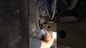 Как заменить пружины Джили емграндХ7