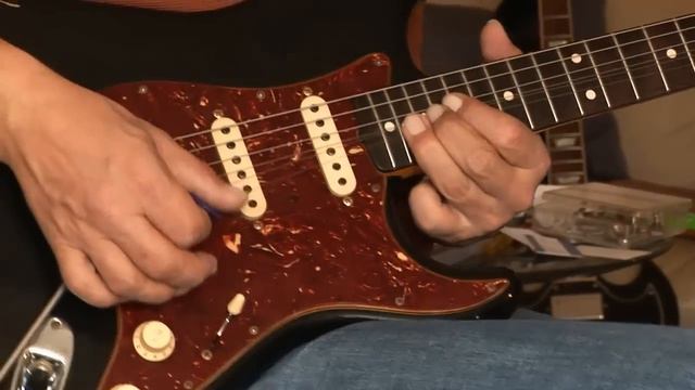 2010 Fender 1962 Relic Stratocaster / JoYo Effects Part3 смотреть онлайн