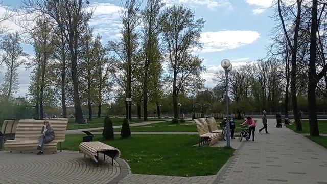 ? НАБЕРЕЖНАЯ БРЕСТА 2023 ? ТЕПЛОХОД ?СОЛНЕЧНЫЕ ЧАСЫ ?КАФЕ НА ВОДЕ ? КУДА Я ПРОПАЛА? смотреть онлайн