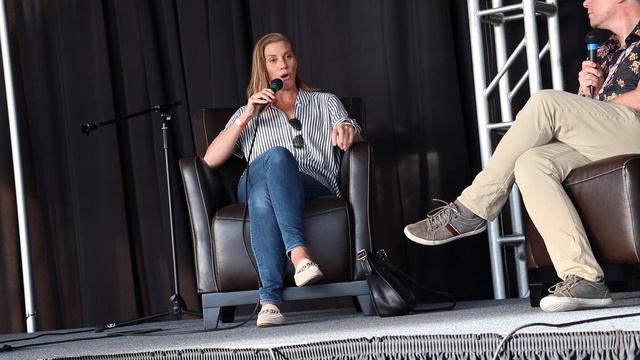 Katee Sackhoff- Washington State SummerCon 2021 смотреть онлайн