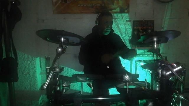 Loredana Bertè - Cosa ti aspetti da me-Drum cover by Paolo Salvati смотреть онлайн