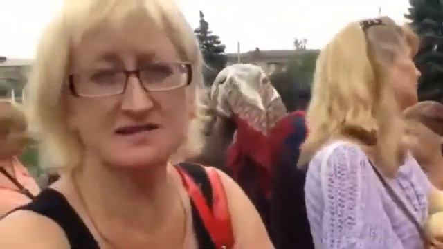 СЛАВЯНСК ПОСЛЕ УХОДА ОПОЛЧЕНИЯ НАРОД ГОВОРИТ КАК ЕСТ смотреть онлайн