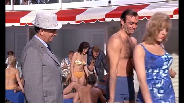Goldfinger • Theme Song • Shirley Bassey смотреть онлайн