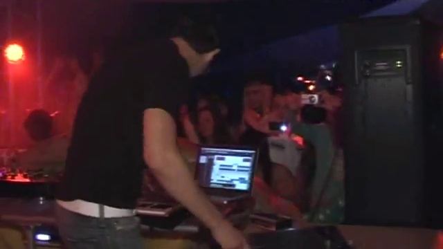 Moonbeam BEACH CLUB-117 смотреть онлайн