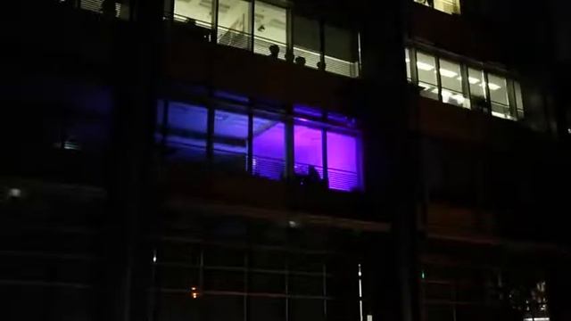 LED лампа PlayBulb управление цветом через телефон смотреть онлайн