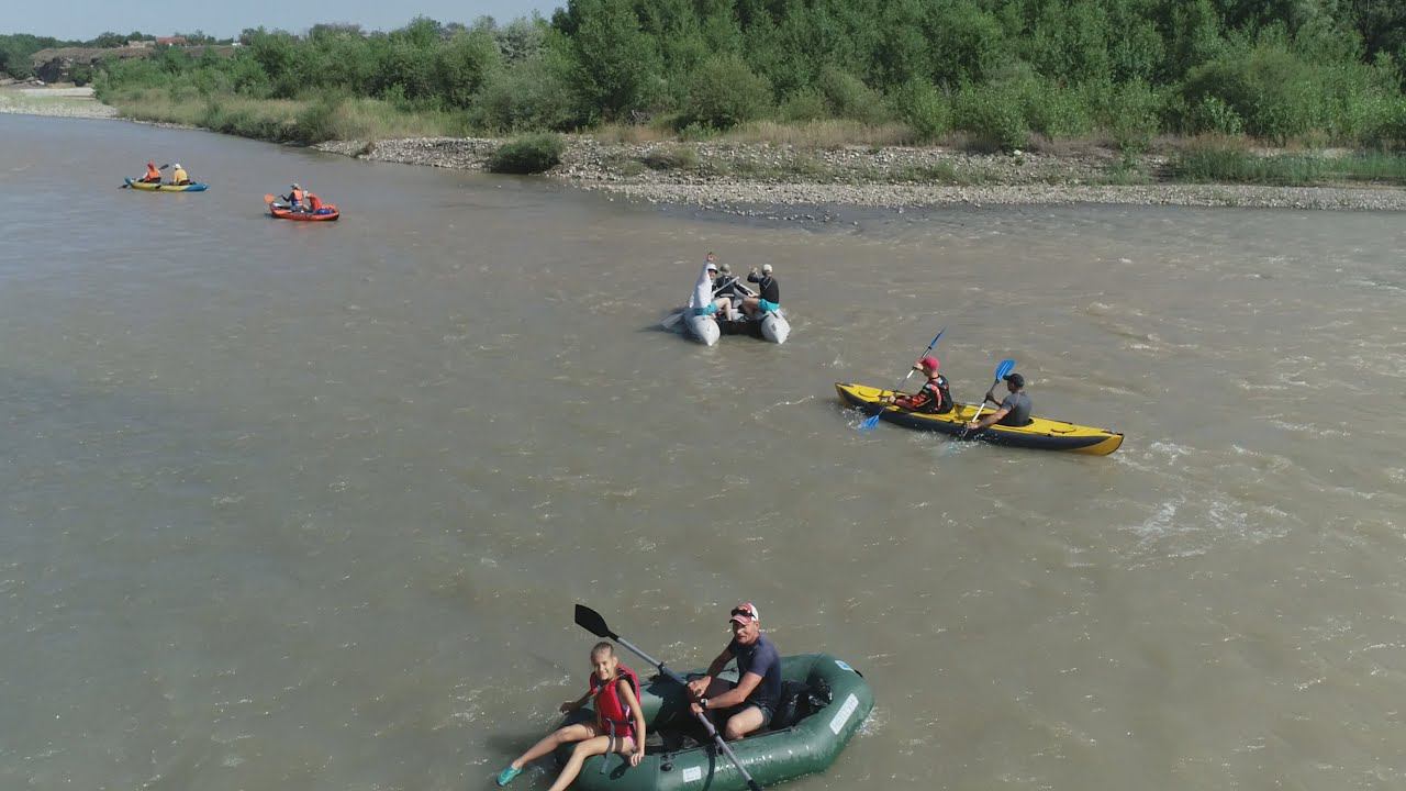 Слияние двух рек - Малый Зеленчук и Кубань