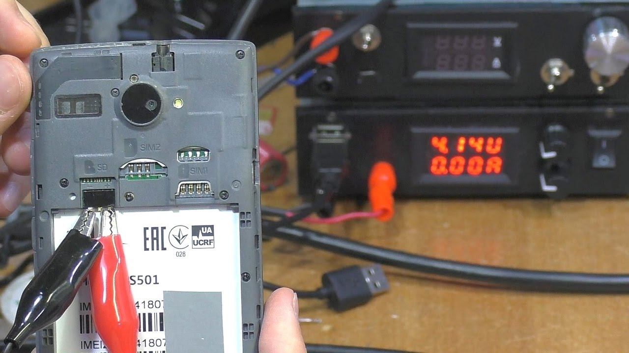 ЭЛЕМЕНТАРНОЕ. Не включается / Не заряжается смартфон Fly FS501 смотреть онлайн