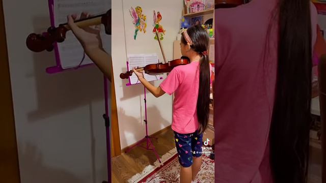 Ходит зайка по саду смотреть онлайн