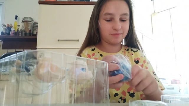 распоковка фигурки нендроид гаур гуры!!! смотреть онлайн