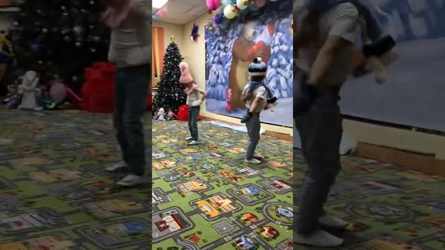 Утренник в детском саду Виолетта тв Кабы не было зимы танец смотреть онлайн