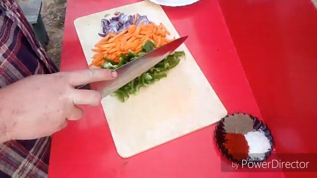 Жаркое по деревенски со свининой смотреть онлайн