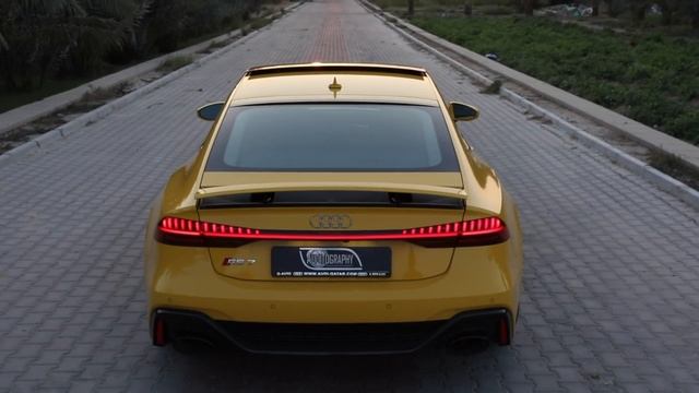 WOW! 2021 AUDI RS7 in COOLEST SPEC SO FAR? VEGAS YELLOW AUDI EXCLUSIVE V8TT 600HP BEAST in Detail смотреть онлайн