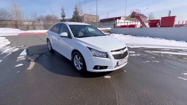 Обзор Chevrolet Cruze 1.6 AT 2012 смотреть онлайн