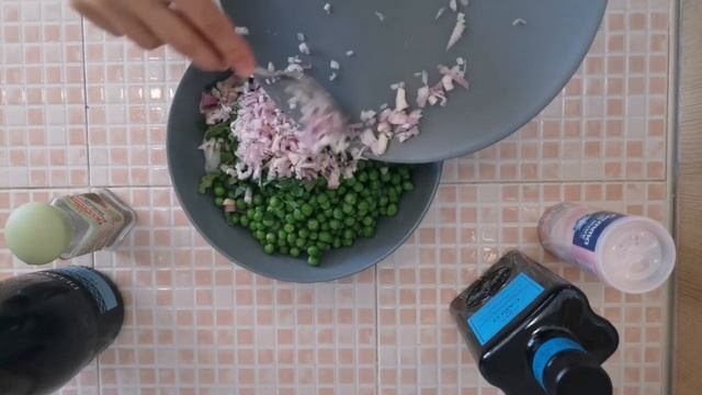 Каракатицы с зелёным горошком смотреть онлайн