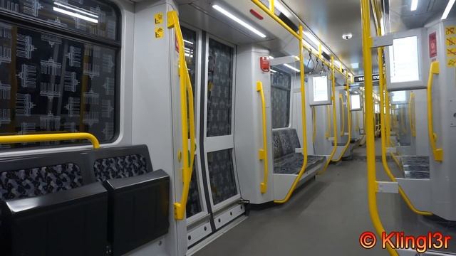 U-Bahn Berlin - Ik-Züge auf der U5 смотреть онлайн