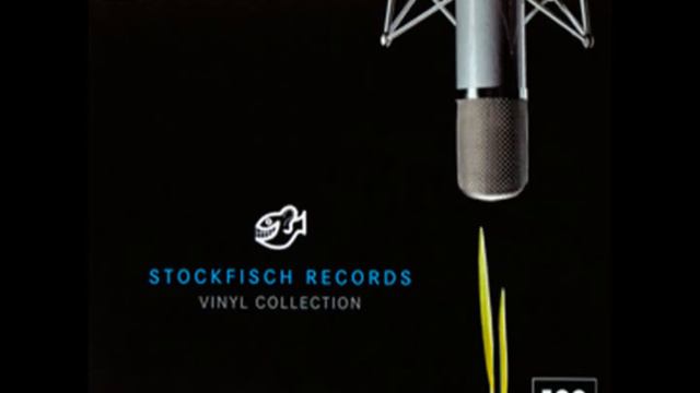 Vinyl Record Audio Caption Rega RP1 w/Ortofon 2M Blue, Groovetracer platter & subplatter смотреть онлайн