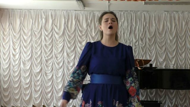 "Скучно, грустно мне, девчонке" Поёт народная певица Александра Лазарчук. Новосибирск смотреть онлайн