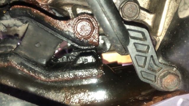 How to Replace Transmission Mounts - 2002 V6 Acura TL/CL Honda Accord/Odyssey смотреть онлайн