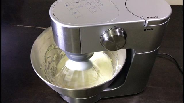 CREAM CHEESE FROSTING | How To Make Cream Cheese Frosting | Easy Tutorial | Kenwood | NY's Kitchen смотреть онлайн