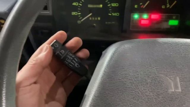 Тесты двигателя, компрессия, обзор ISUZU ELF 4JB1 1992 NHS55E-7101949 смотреть онлайн