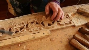 Резьба по дереву. Виноградная лоза.