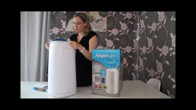 La poubelle à couches Angelcare смотреть онлайн