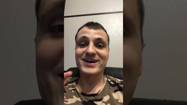 Как написать бывшей девушке, если она тебя везде заблокировала? #shorts смотреть онлайн