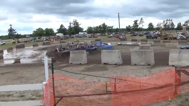 Alpena Michigan Bump And Run Racing!! Alpena County Fair Grounds 2016 смотреть онлайн