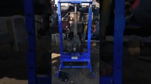 Выпресовка шкворня на Мерседес Актрос