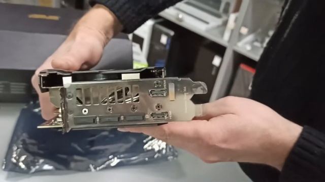 Распаковка ASUS GeForce RTX 3080 TUF Gaming OC 10GB GDDR6X