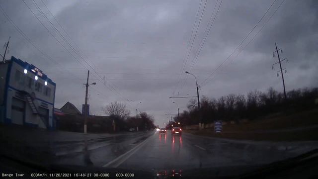 Луганск, ул. 50 лет Образования СССР, АвиаЦентр, ул. Буденного, 26 Бакинских Комиссаров. 2021/11/20 смотреть онлайн