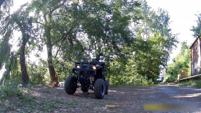 Квадроцикл Hummer 250CC - Видео-селфи на берегу возле Камня смотреть онлайн