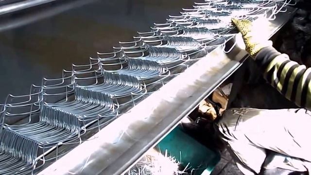 Сетка рабица (станок полуавтомат) | Завод Промышленные Установки смотреть онлайн