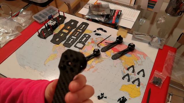 Vanessa baut einen Race Quadrocopter (ZMR 250 Clone) - Teil 3 смотреть онлайн