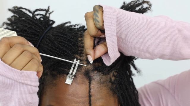 How to self-retighten Microlocs | 2-point rotation | KendraKenshay смотреть онлайн