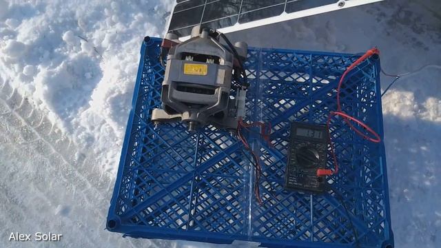 Солнечные батареи 100 ватт зимой. Запускаю мотор стиральной машины. смотреть онлайн