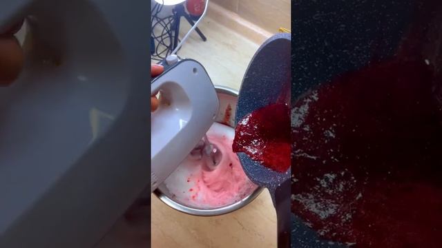 Простой крем из клубники ?