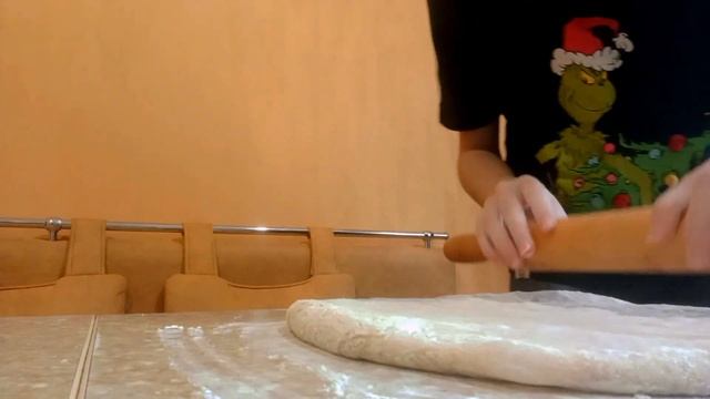 поднимаю новогодние настроение со дна преисподней ✨️ /готовлю синабоны/ смотреть онлайн