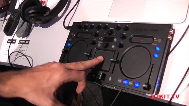 KORG KAOSS DJ CONTROLLER @NAMM 2015 WITH DJKIT TV смотреть онлайн