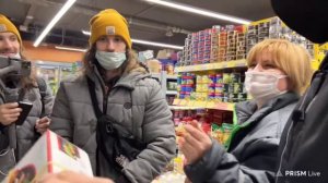 Артём вольф и братики очищают ДИКСИ от просрочки.